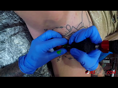 ❤️ An hottie thar a bheith tattooed Sully Savage fuair tattoo ar a clitoris Porn álainn ag ga.fitorganic.top ️❤